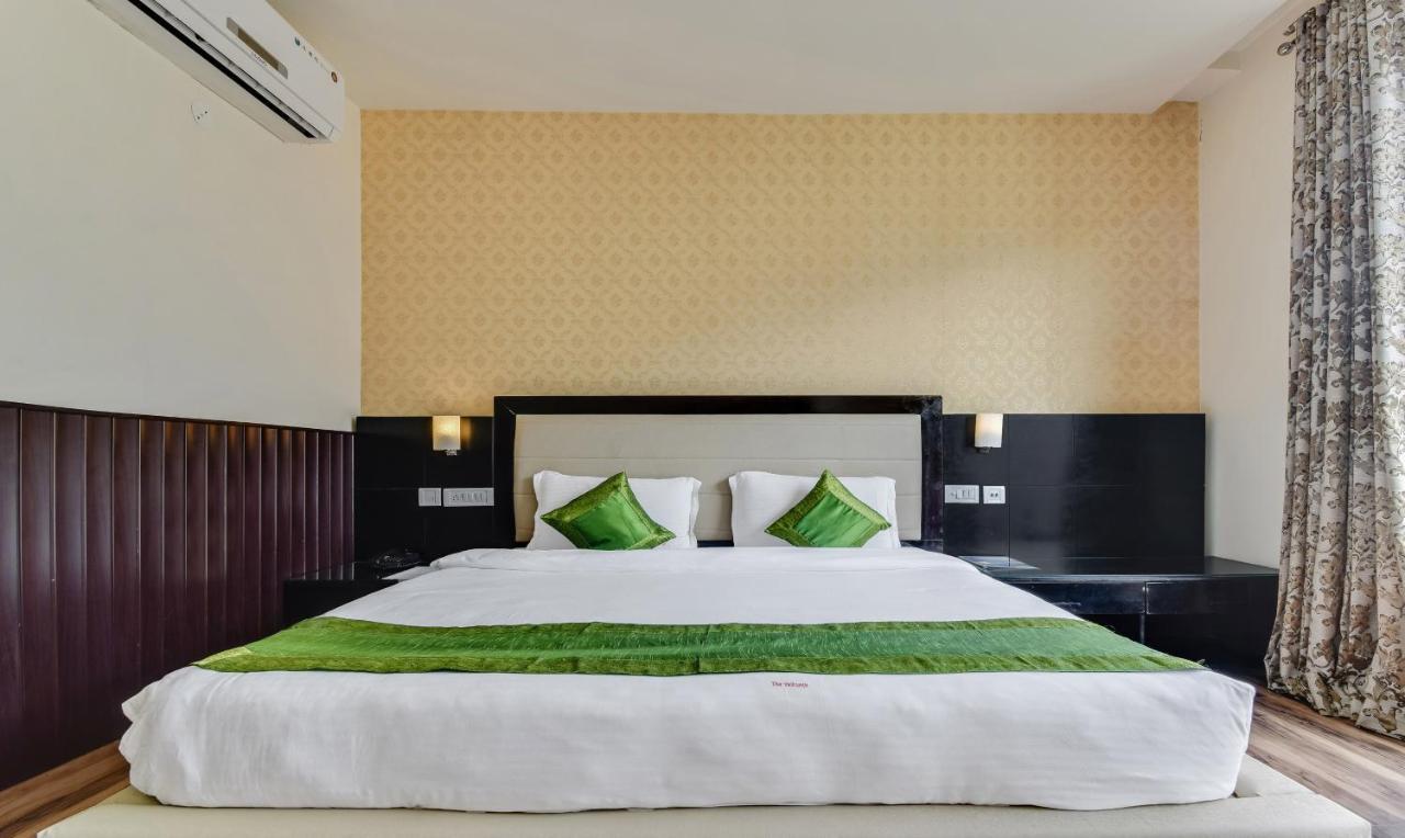 The Vaikunth Hotell Dharamshala Exteriör bild