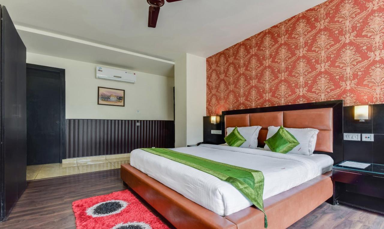The Vaikunth Hotell Dharamshala Exteriör bild