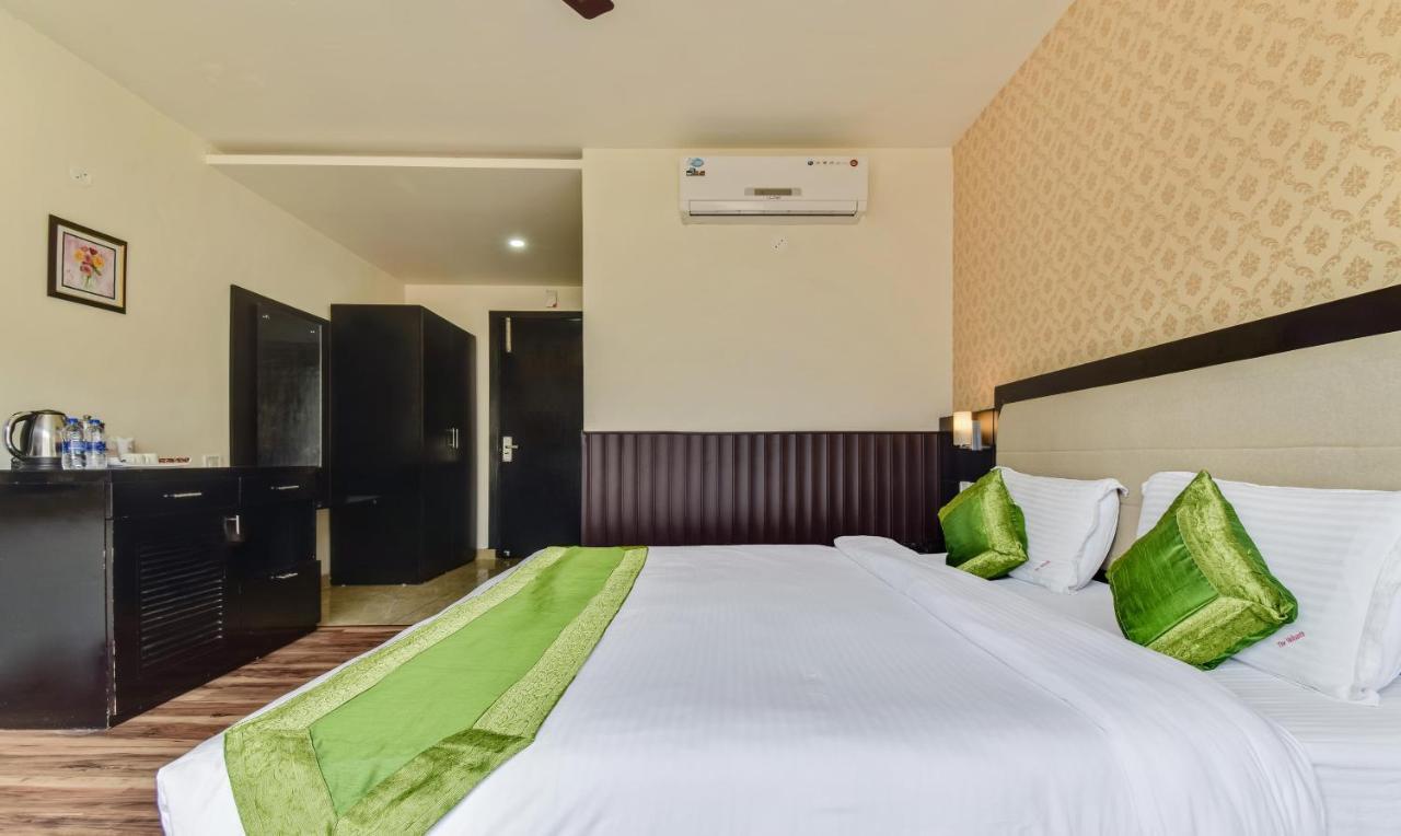 The Vaikunth Hotell Dharamshala Exteriör bild